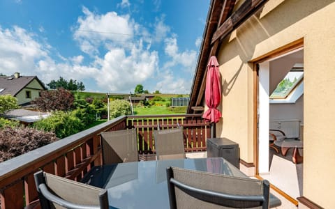 View (from property/room), Garden view, Pool view