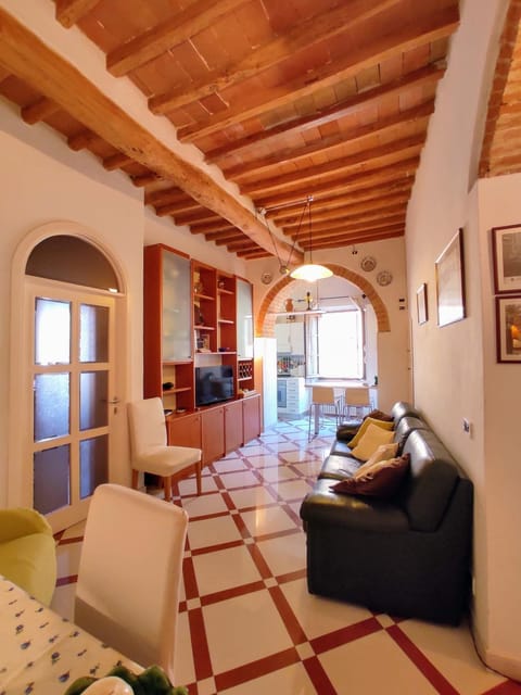 Marta House Apartment in San Gimignano