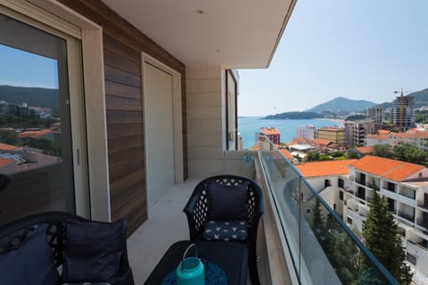 Apartment with sea view Condominio in Budva Municipality