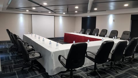 Meeting/conference room