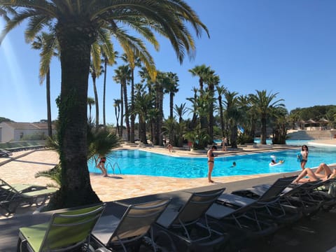 Residence La Palmeraie Resort in Fréjus