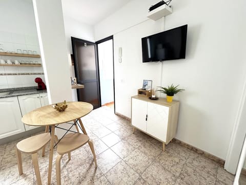 Mahostly Apartamento Comillas SH Condo in Arrecife