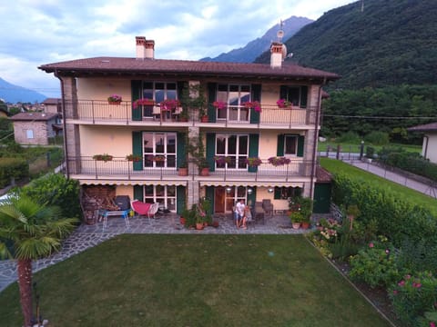 Casa Romantica Haus in Colico