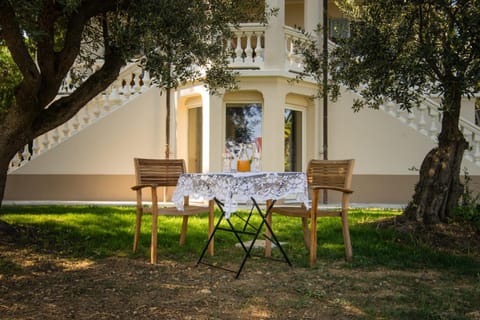 BB CÀ DE MÂ Bed and Breakfast in Pietra Ligure