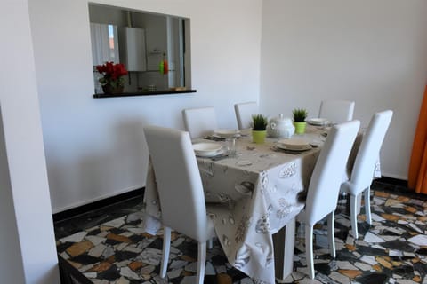 House Luna Rossa by Holiday World Apartment in Chiavari