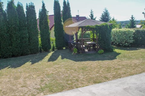 BBQ facilities, Garden
