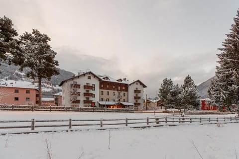 Property building, Winter