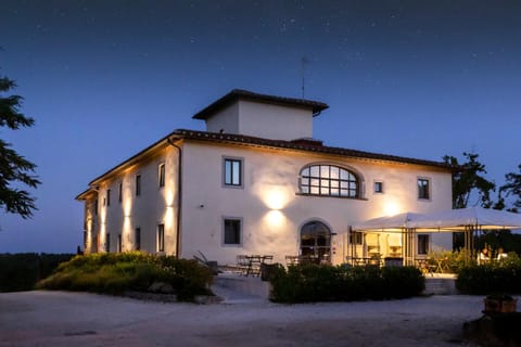 Property building, Facade/entrance, Night, Garden view, Lake view, Landmark view, Mountain view