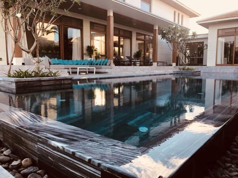 Large Luxury Villa Chalet in Hoa Hai