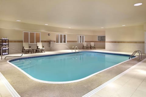 Country Inn & Suites by Radisson, Champaign North, IL Hotel in Champaign