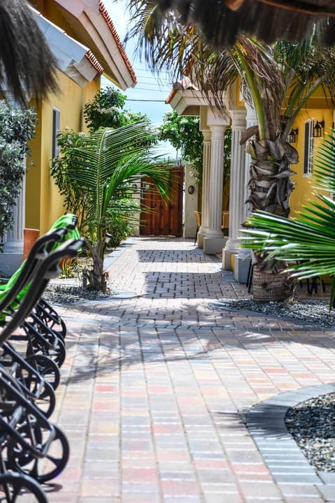 Aruba Tropic Apartments Condo in Oranjestad