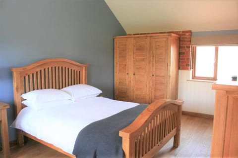 Blashford Manor Holiday Cottage - The Dartmoor Cottage House in Ringwood