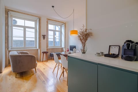 YOUROPO - The Tower Apartment in Porto