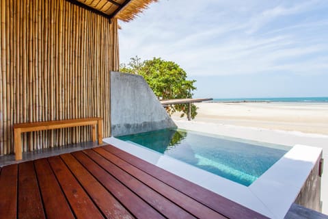 Pool view, Sea view