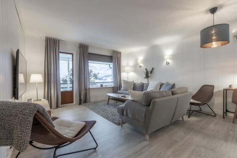 Sagi 3 Exclusive Private Apartment Appartamento in Vestland