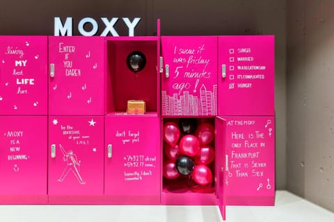 Moxy Frankfurt City Center Hotel in Frankfurt