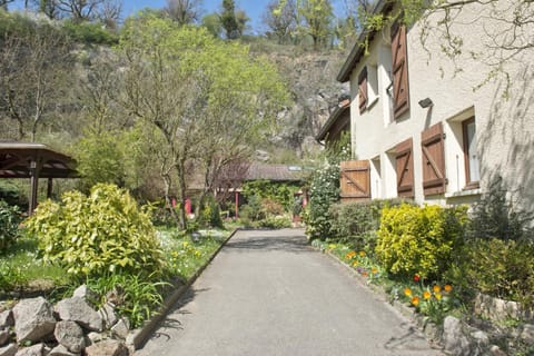 Hotellerie de la Cascade Hotel in Tassin-la-Demi-Lune