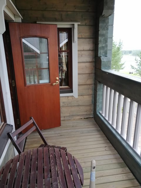 Balcony/Terrace, Lake view