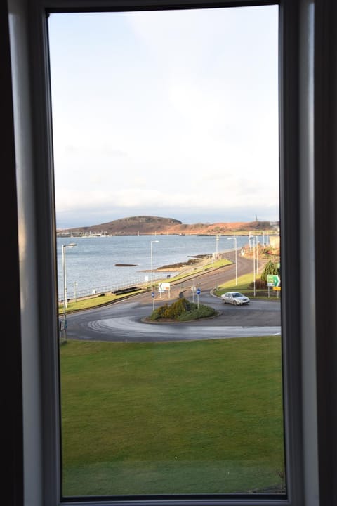 Shower, Toilet, Bathroom, TV and multimedia