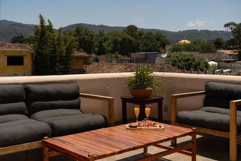 View (from property/room), Balcony/Terrace, Seating area