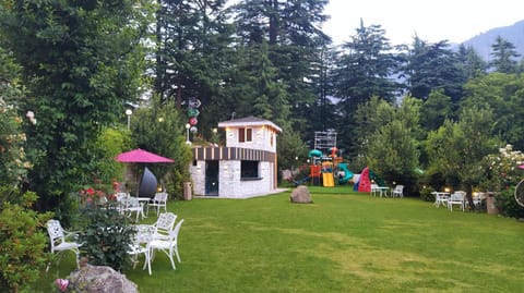 The Orchard Greens Resort - A Centrally Heated Property Resort in Manali