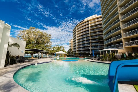 Property building, Pool view, Swimming pool