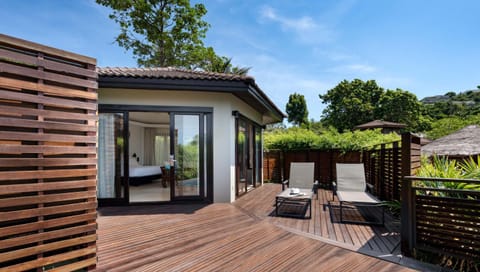 View (from property/room), Balcony/Terrace, Garden view