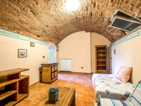 Apartment La Fonte by Interhome Copropriété in Volterra