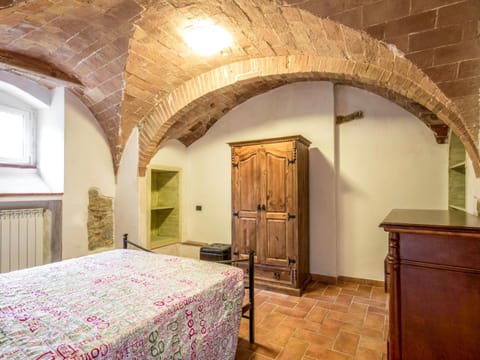 Apartment La Fonte by Interhome Copropriété in Volterra