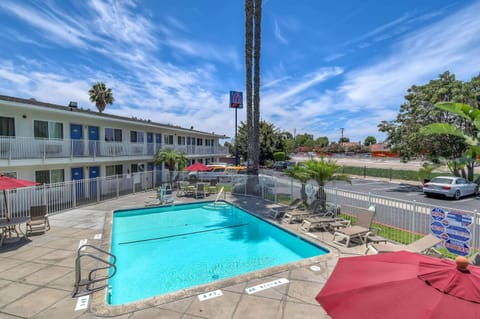 Day, Bird's eye view, On site, Pool view, Swimming pool, Time of day
