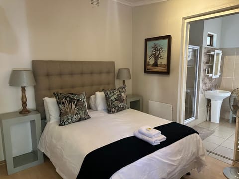 Melville Turret Guesthouse Bed and Breakfast in Johannesburg