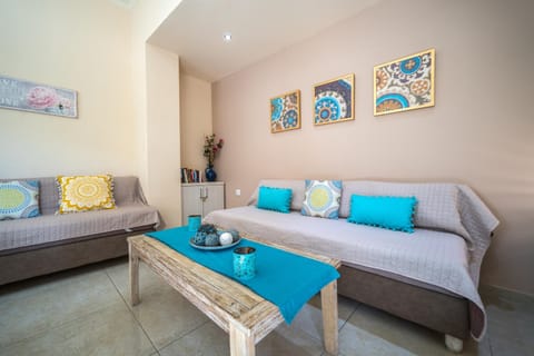Iro City and Beach Boutique Homes Apartment in Chania