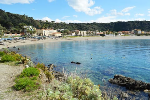 Nearby landmark, Natural landscape, Beach