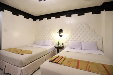 Camelot Hotel Hotel in Quezon City