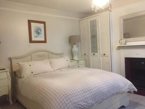 Alice Guest house Bed and Breakfast in Cheltenham