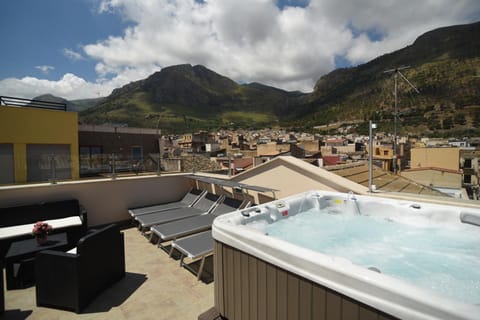 Hot Tub, Balcony/Terrace, Open Air Bath