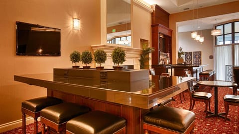 Best Western Premier Plaza Hotel and Conference Center Hotel in Puyallup