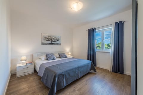 Holiday Home Bajlo apartment with three bedrooms Villa in Zadar