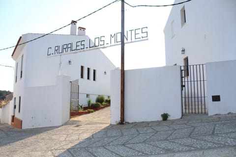 Facade/entrance, Logo/Certificate/Sign