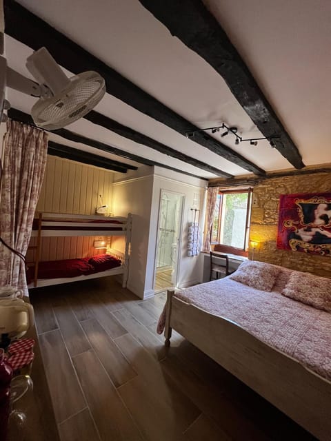 Le Chevrefeuille chambres d'hotes et gîtes de charme Bed and Breakfast in Occitanie