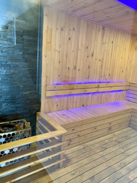 Sauna, Sauna, Spa and wellness centre/facilities