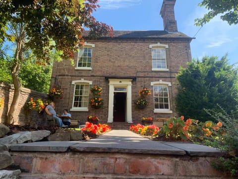 Foundry Masters House Bed and Breakfast in Telford
