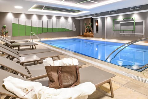 Spa and wellness centre/facilities, Swimming pool