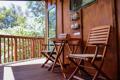 Kanuka Ridge Lodge Hostel in Mārahau