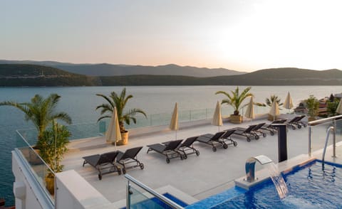 Sea view, Swimming pool, Swimming pool