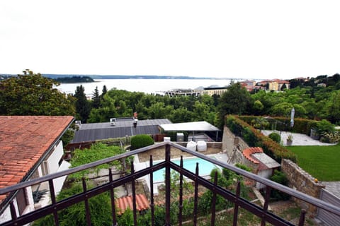 View (from property/room), Balcony/Terrace, Sea view