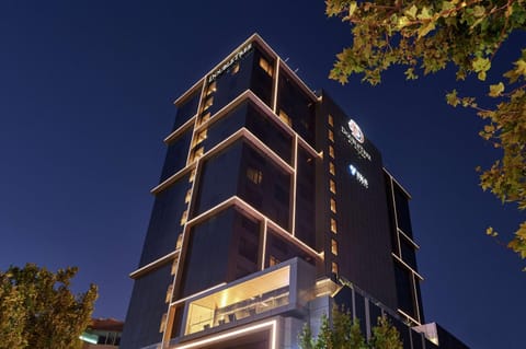 Doubletree By Hilton Perth Northbridge Hotel in Perth