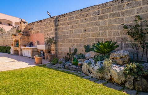 Property building, Garden, Garden view