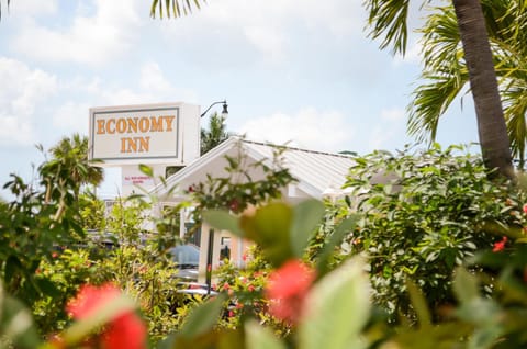 Economy Inn Motel in West Palm Beach
