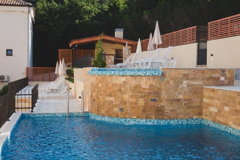Villas Promis Condominio in Montenegro